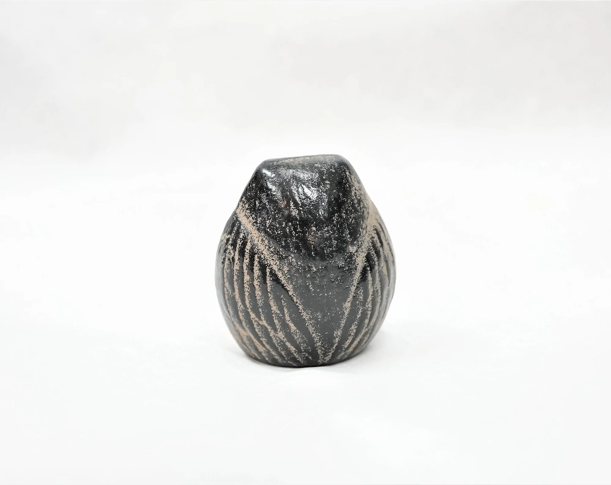 Authentic Japanese Cast Iron Paperweight • Owl Desk Decor - Image 4