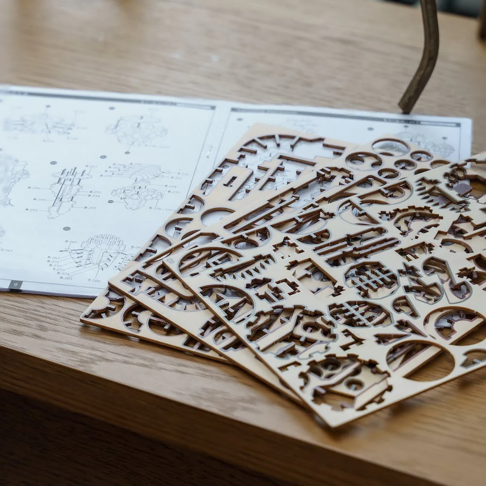 Official Ghibli Howls Moving Castle Wooden 3D Puzzle • Japanese Colored KI-GU-MI - Image 9