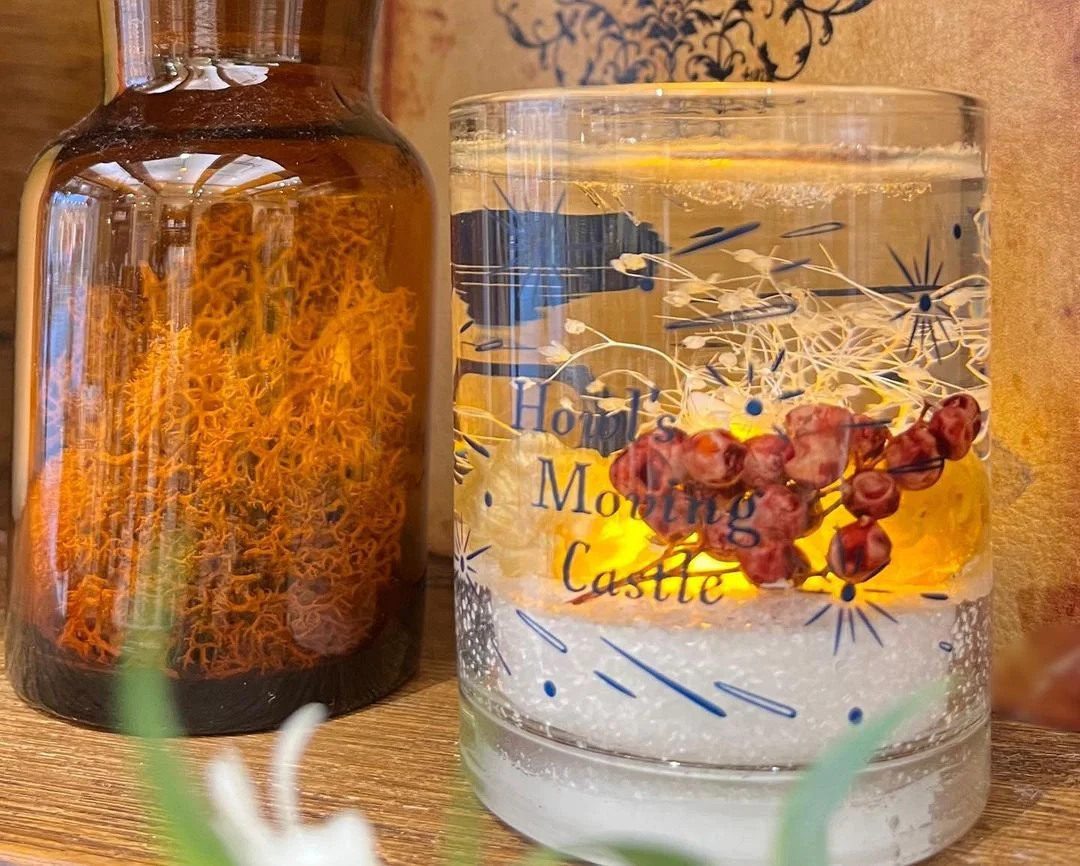 Official Ghibli Howl LED Aroma Wax Melt • Howls Moving Castle Gel Candle with Berry Scent, Fragrance, Dried Flowers - Image 5