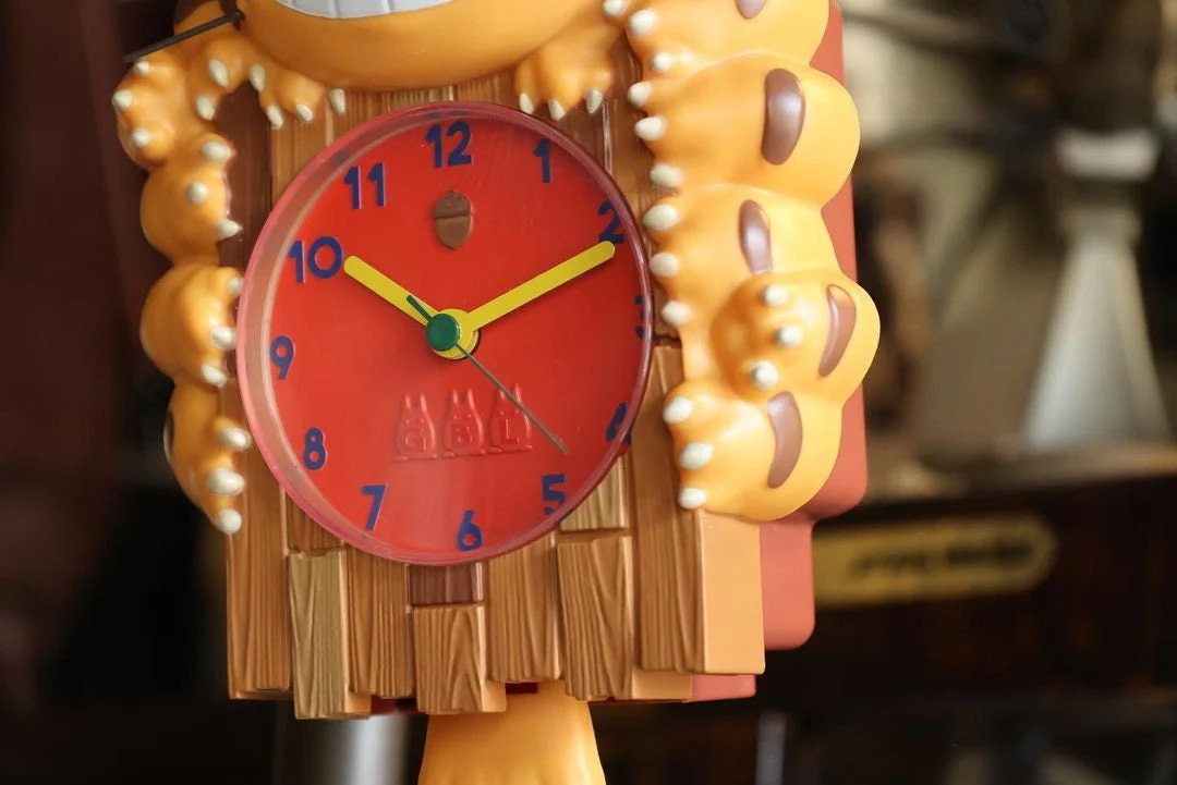 Official Ghibli Catbus Pendulum Clock • My Neighbor Totoro Wall Hanging/Home Decor - Image 3