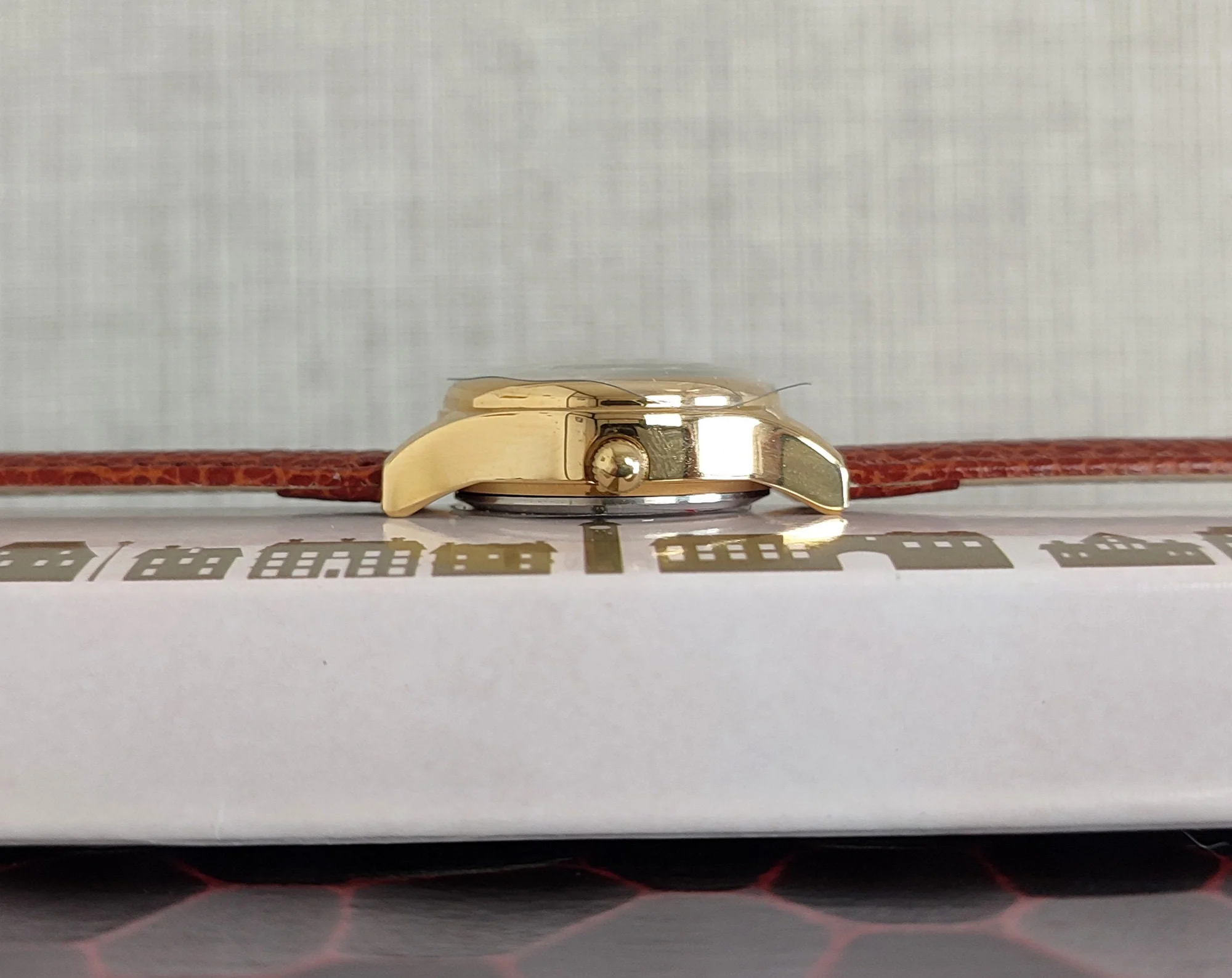 Vintage* Official Studio Ghibli Kikis Delivery Service Wrist Watch with Jiji and Moon • Brown/Gold - Image 6